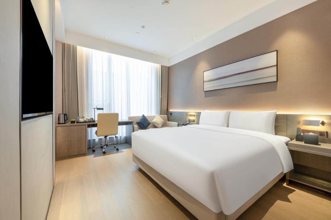Hyatt Place Linyi People Square Exteriör bild