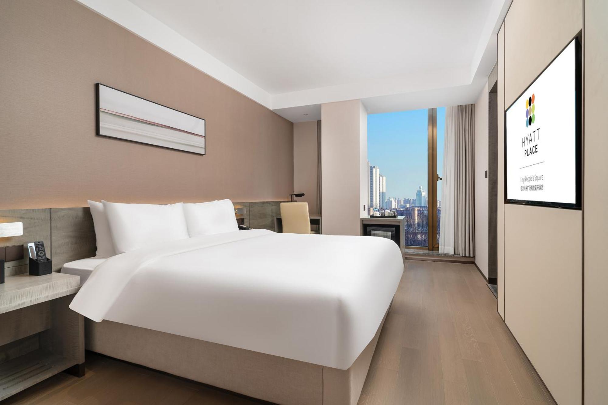 Hyatt Place Linyi People Square Exteriör bild